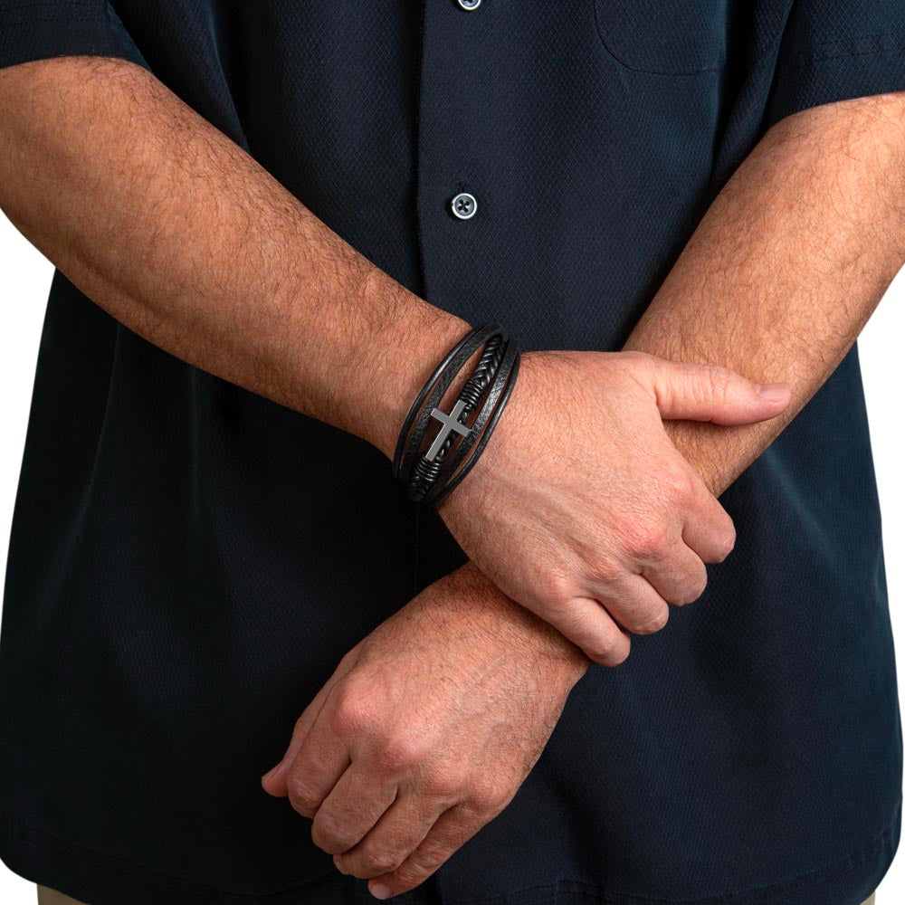 Pulsera Esperanza, Fe y Amor. Elegante Pulsera de Cuero Cruzada para Hombre