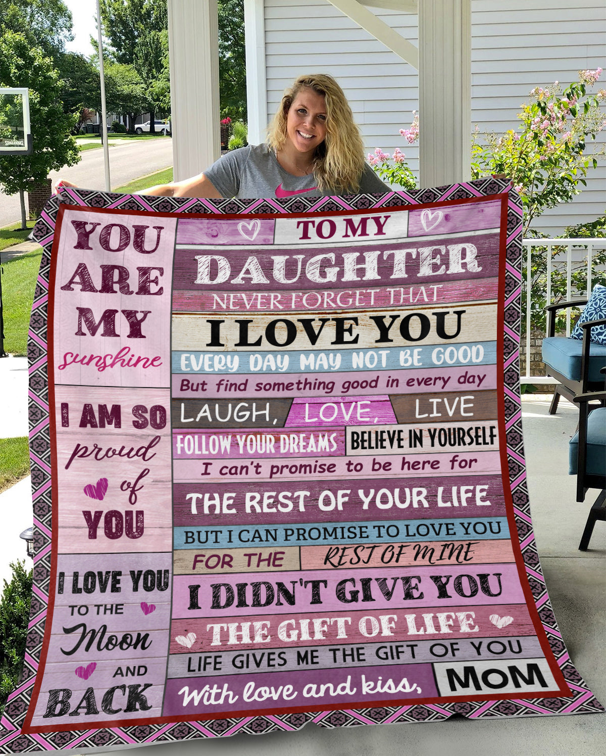 TO MY DAUGHTER FROM MOM| NEVER FORGET THAT I LOVE YOU| Premium Plush Blanket