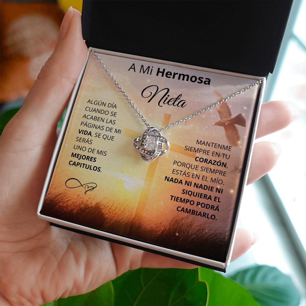 REGALO PARA MI HERMOSA NIETA| cruz cristiana sobre el césped al amanecer con una iluminación brillante milagrosa